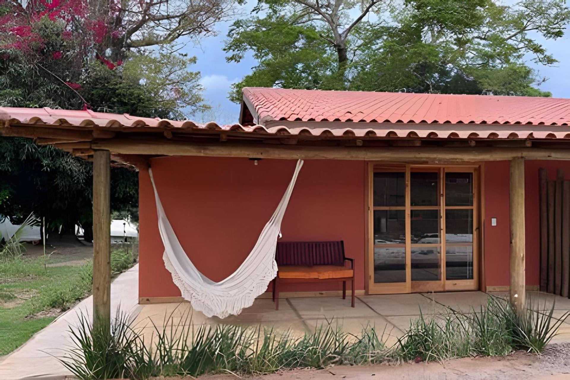 Гостьовий будинок Sitio Santo Antonio - Chale 1 Com Ofuro Атібая Екстер'єр фото