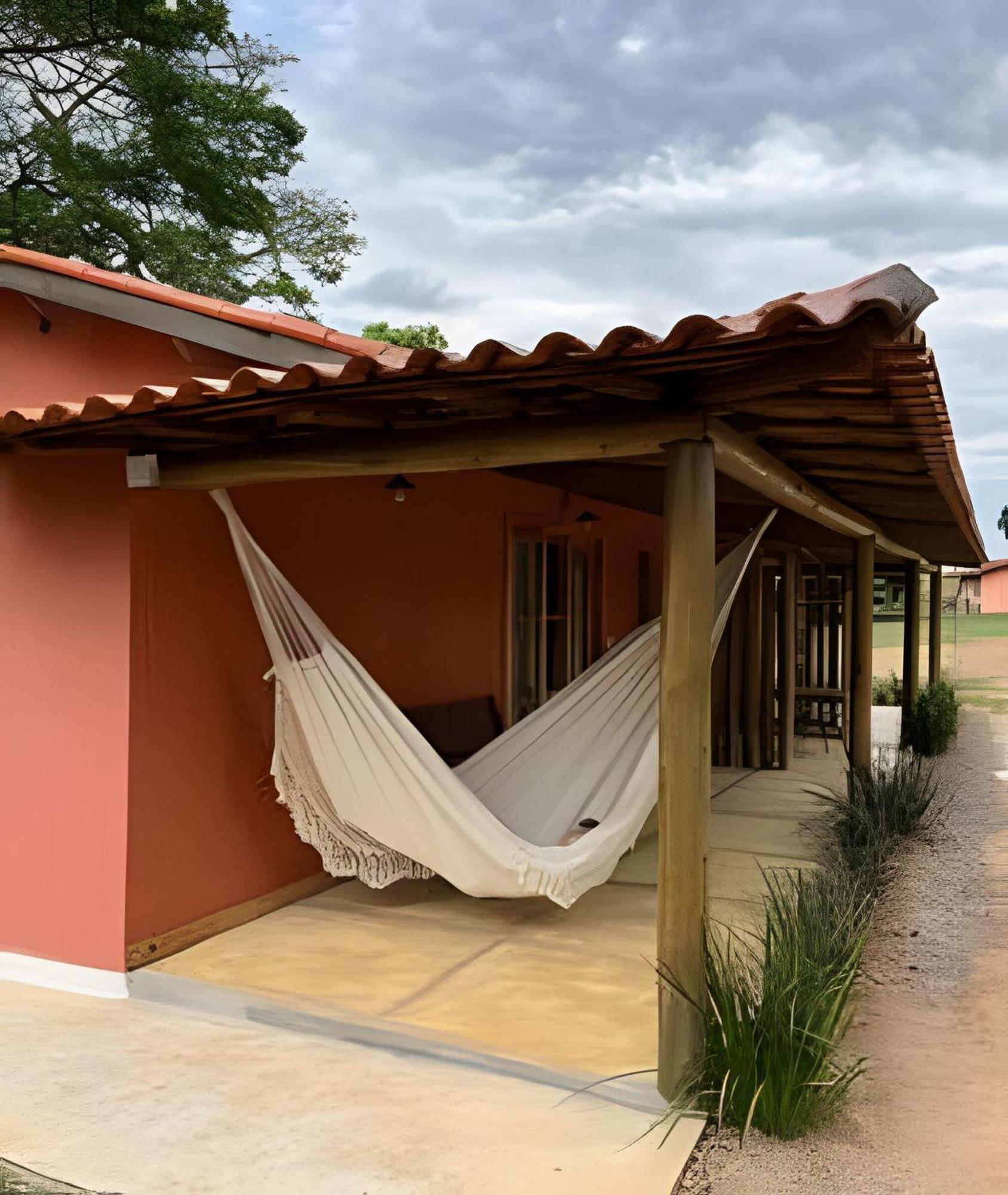 Гостьовий будинок Sitio Santo Antonio - Chale 1 Com Ofuro Атібая Екстер'єр фото
